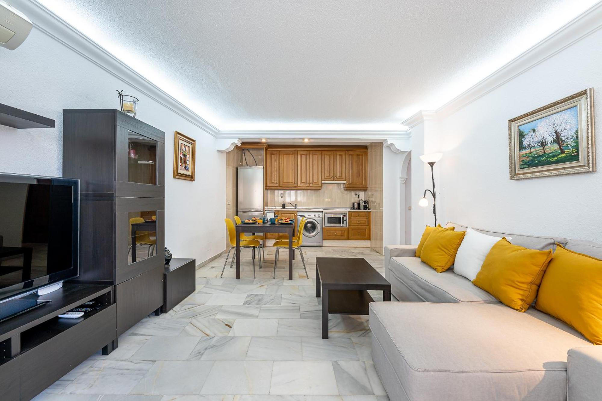 797 Holiday Rentals - Piso Para 3 En La Carihuela Con Piscina トレモリノス エクステリア 写真