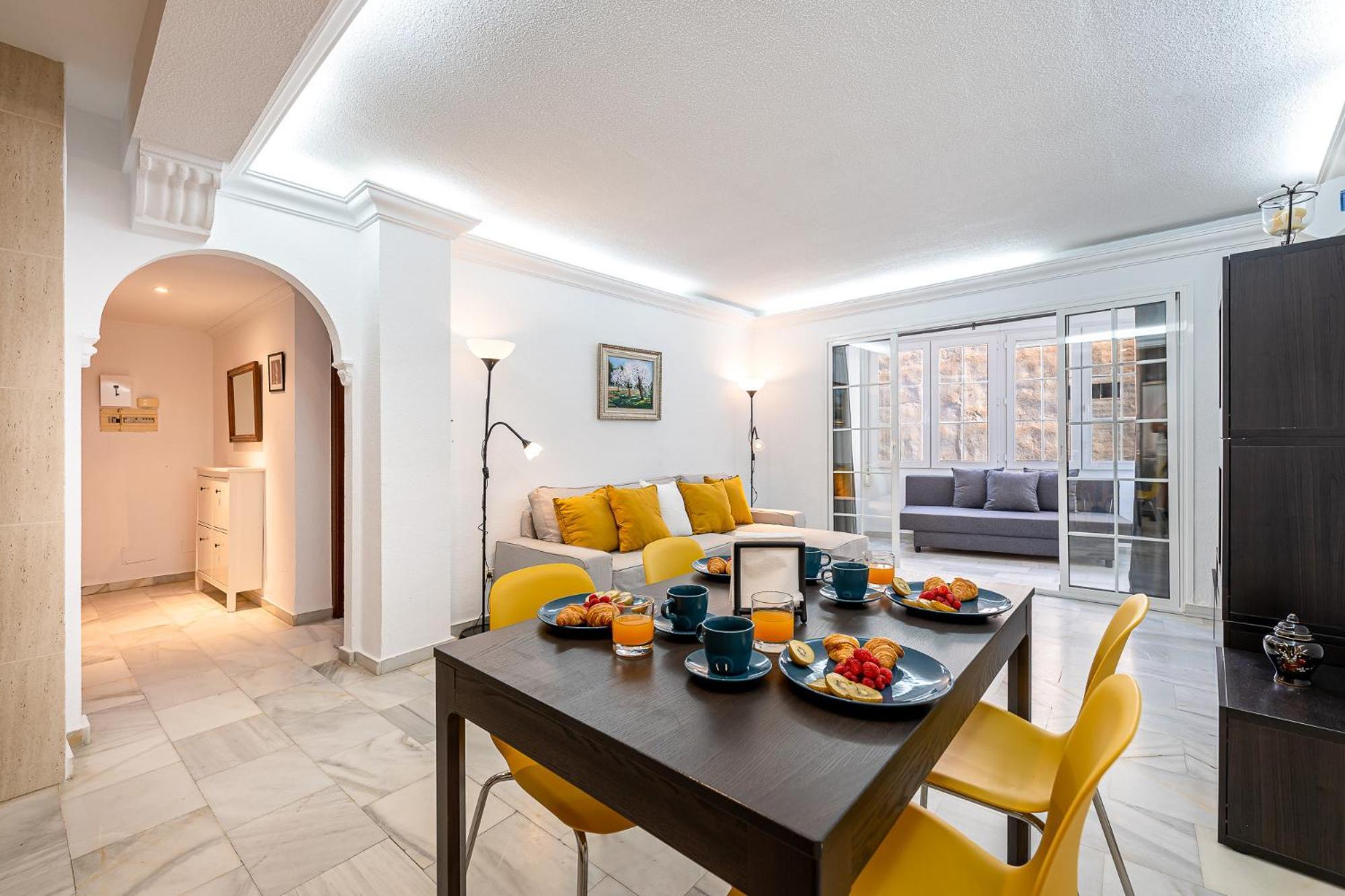 797 Holiday Rentals - Piso Para 3 En La Carihuela Con Piscina トレモリノス エクステリア 写真